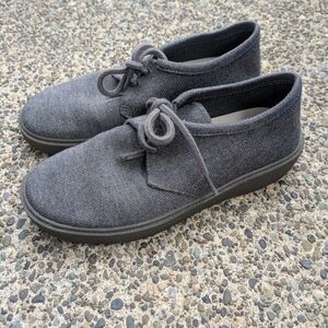 Rothy's Gray Wool Blend Monty Shoe. 7
